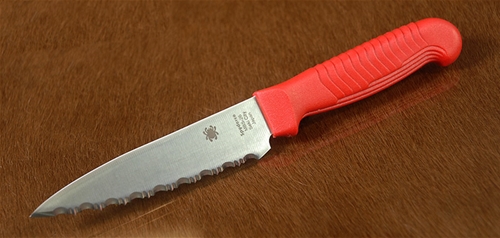 Utility Knife 4.5" Red - Serrated